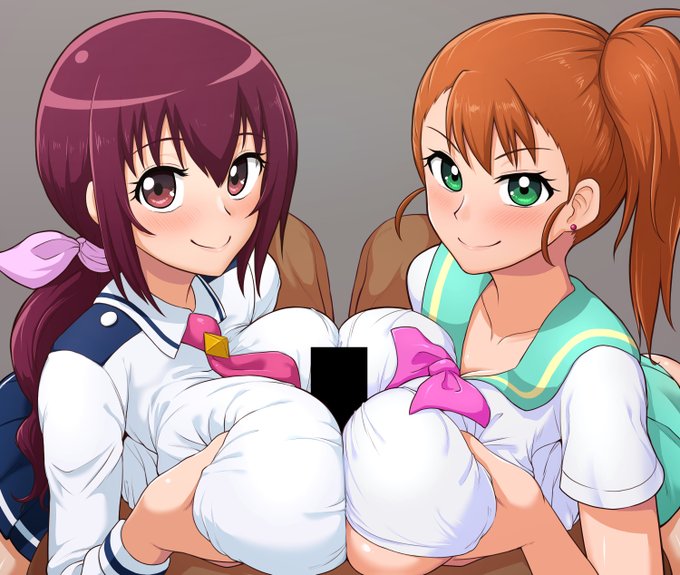 こっちの絵は85%くらいできた。こんな美人ママ2人に挟まれたいね。 