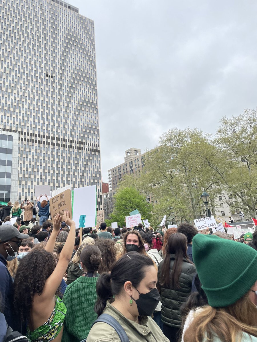 tonykchoi's tweet photo. New York City is ready to defend #RoeVWade. https://t.co/34quAY5bzJ