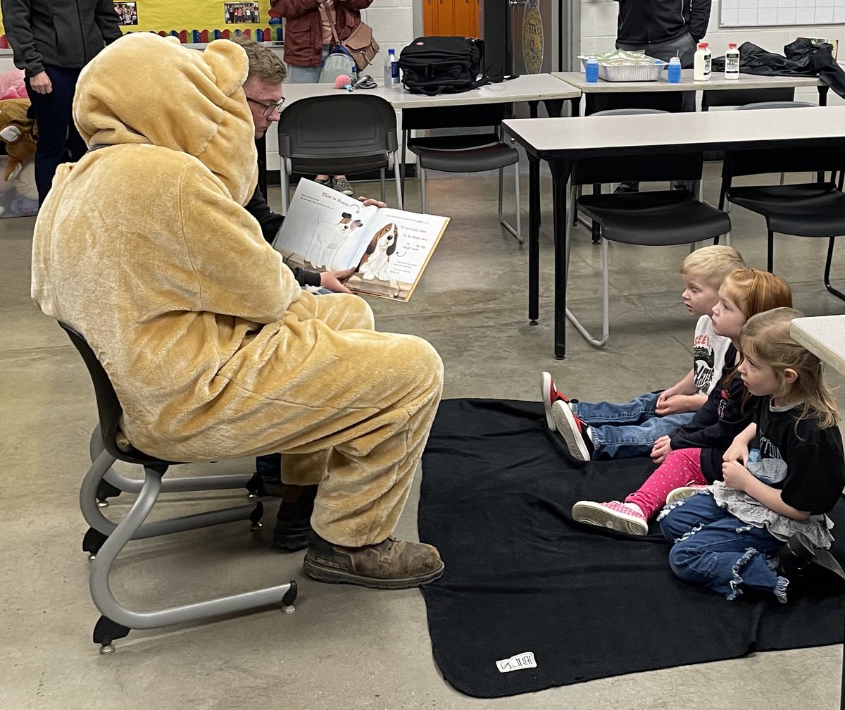 We were excited to host the preschool students from Center Christian Church today. Our Ad.An.Sci. classes planned 4 stations: planting a flower in the geeenhouse; reading a book with Aggie Bear, making a chick craft; and making a caterpillar habitat.
