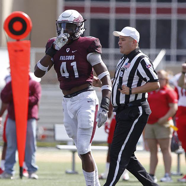 jasonmcbridejr1's tweet photo. After a great conversation with @CoachBlake41 I am Blessed to say I have received my first offer from ! @FairmontStateFB ! @210ths @wpialsportsnews https://t.co/dlr6NjgcfC