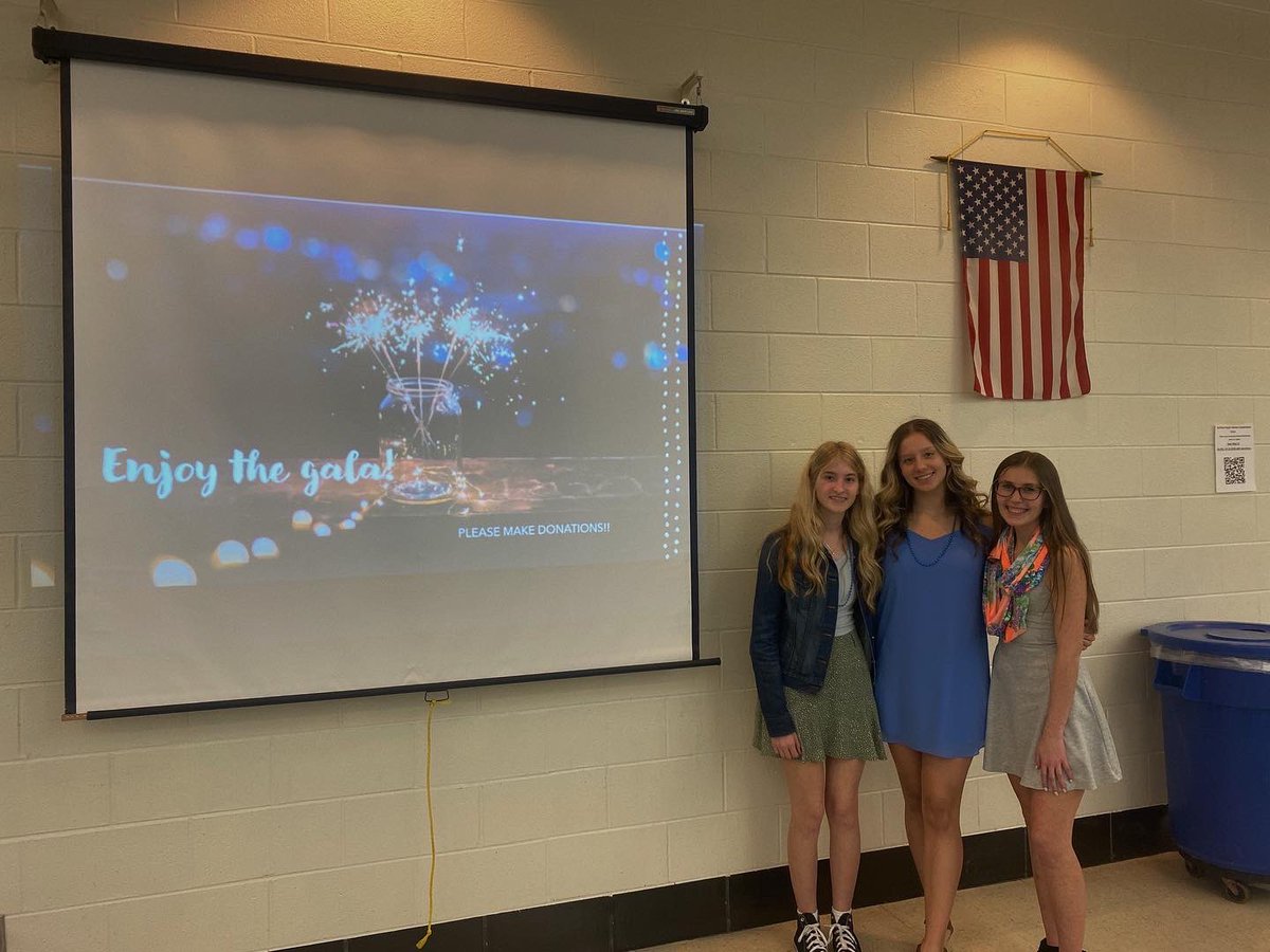 wildcats_care's tweet photo. thank you to lily, reese, and jenna for your speeches as well 💙💙💙 u 3 ladies are absolutely amazing!!!! https://t.co/oHHZbiORTy