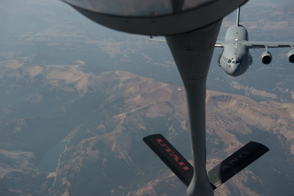 scan_sky's tweet photo. #USAF - Boeing KC-135R - 58-0066 - #RCH033
RTB To RAF Mildenhall ๐ฌ๐ง ๐บ๐ธ After Refuelling -
#USAF - Boeing C-17 Globemaster III - 03-3120 - #RCH392
#RCH392 Is Routing: Bangor Intl Airport ๐บ๐ธ - > Rzeszรณw-Jasionka Airport ๐ต๐ฑ
๐ธ:Airman 1st Class Cole Yardley https://t.co/Mm2UU6z14O