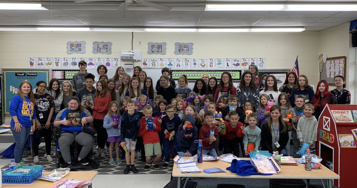 We loved our Monster project partnership with our FACS Big Bomber Buddies <a href="/MHJuniorHigh/">MHJH</a> <a href="/mrsking_facs/">Candace King</a> We designed monsters &amp; they brought them to life while learning to sew! <a href="/DanaJoBrown/">Dr. Dana Brown</a> <a href="/Dr_JakeLong/">Jake Long</a>