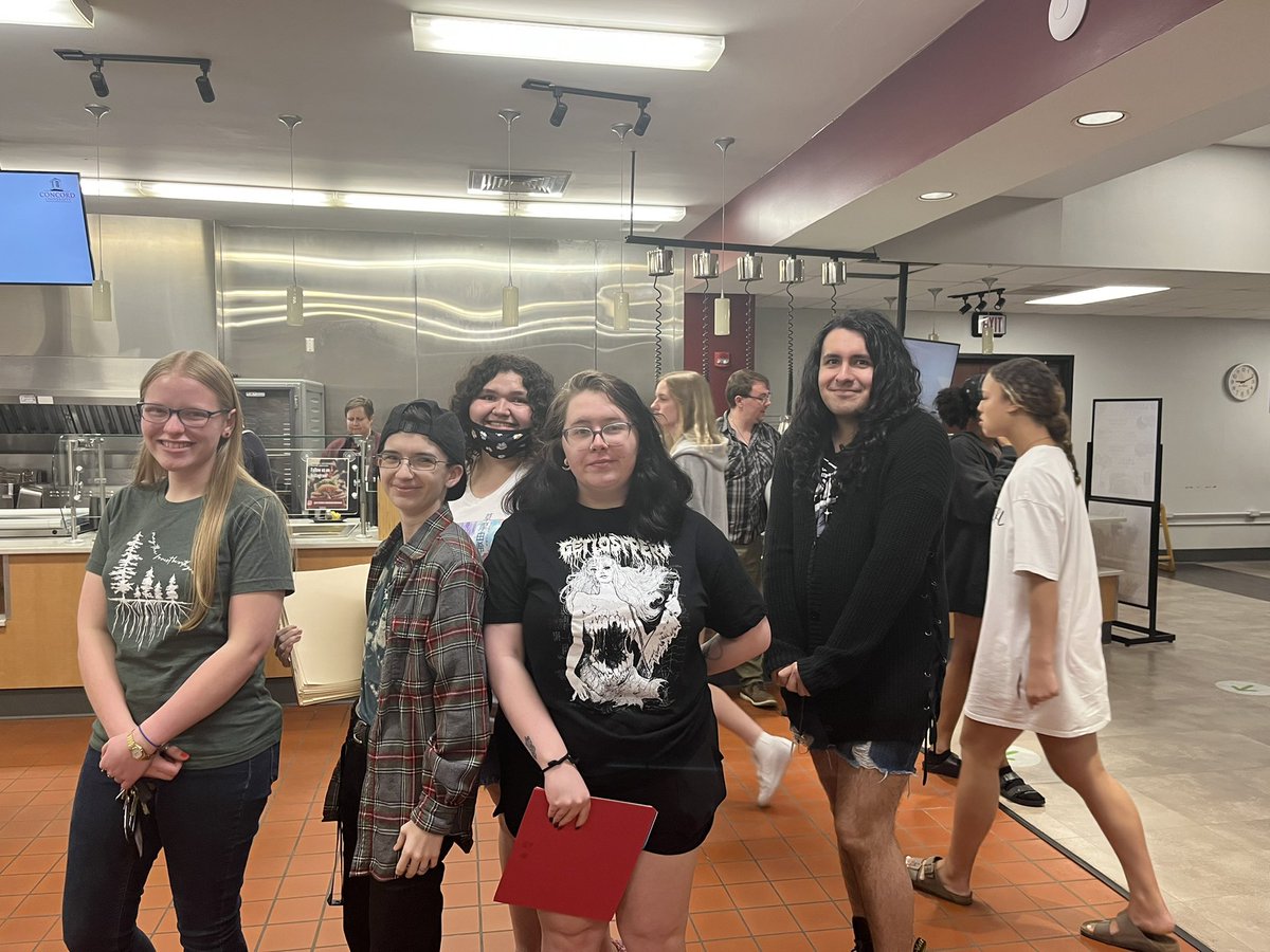 CUStAffairs's tweet photo. Another CU late night breakfast in the books! Many thanks to all the volunteer faculty &amp; staff, Aramark, and the 200 students who attended!! https://t.co/OHMP9JCI2j