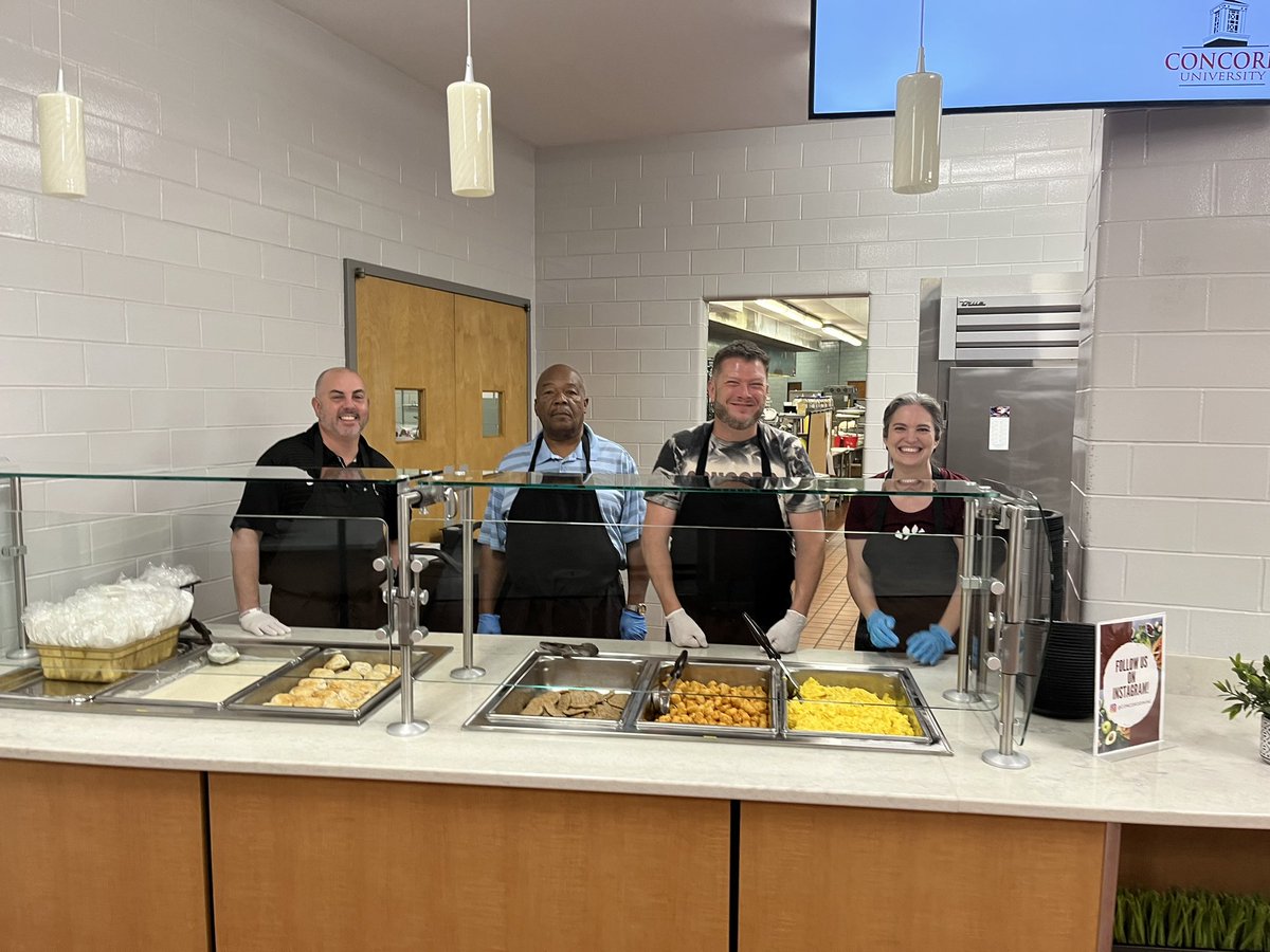 CUStAffairs's tweet photo. Another CU late night breakfast in the books! Many thanks to all the volunteer faculty &amp; staff, Aramark, and the 200 students who attended!! https://t.co/OHMP9JCI2j
