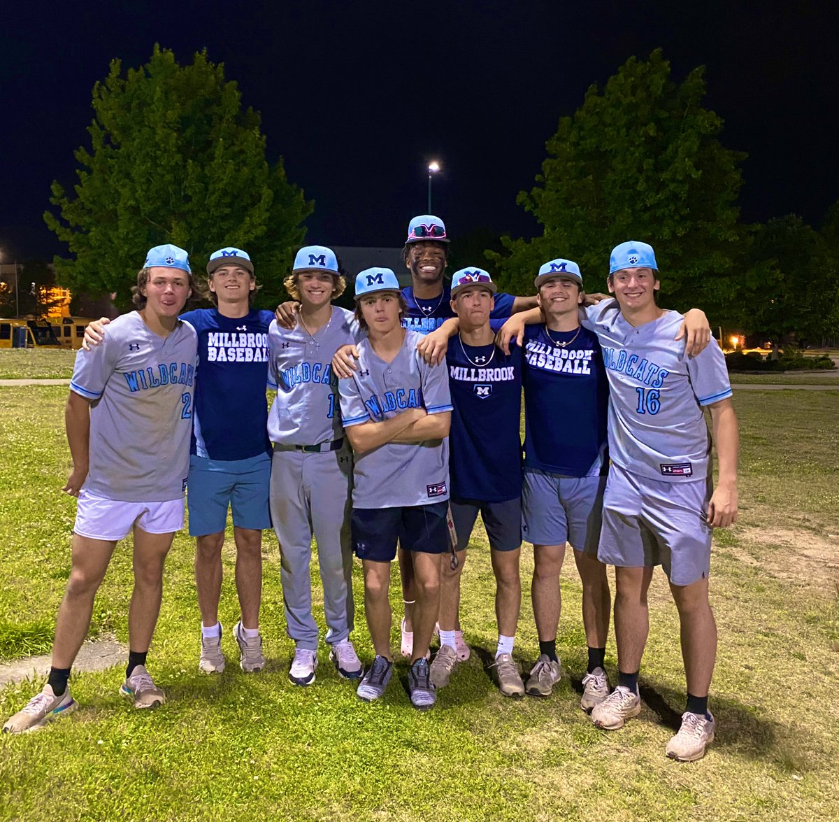 KellyTippins's tweet photo. These 8 @Baseball_MHS seniors players took the field for the last time tonight.  Not the outcome they wanted but proud of these boys!  I have enjoyed watching you all okay for the past 4-6 years! https://t.co/CKcBjl2TUE