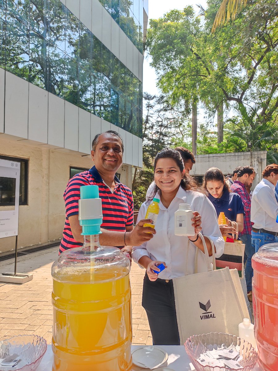 Chembondchem's tweet photo. Thanks to everyone who made our #event “The Chembond Refillery” a big success!  This #Earthmonth, we helped over a 100 employees reduce the purchase of single-use plastics by setting up a refill station at our HQ with  #free refills of 6 of our #Kleenol household care products! https://t.co/IFAzwyrE2X