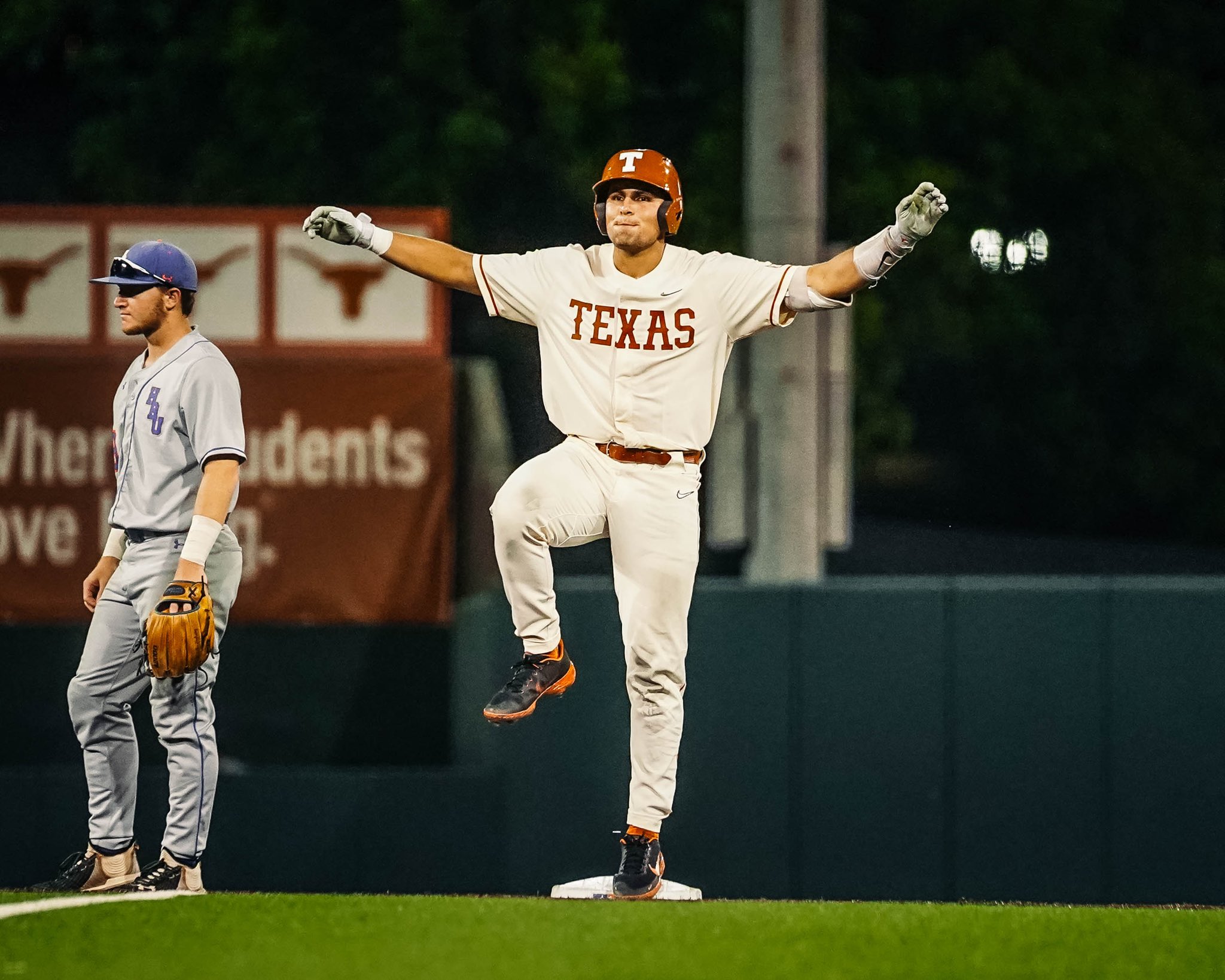 Texas Baseball on X: BALLGAME! Texas defeats HBU, 13-3, in seven