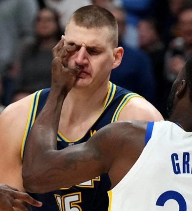 MHurtz11's tweet photo. @MrShiny818 This is a play on the ball too. Joker's fuckin eyeball https://t.co/uIiONLYKnp