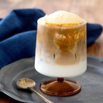 冷たい飲み物が欲しくなるこれからの時期に良さそう!簡単で美味しそうな「アイスラテ」レシピ!