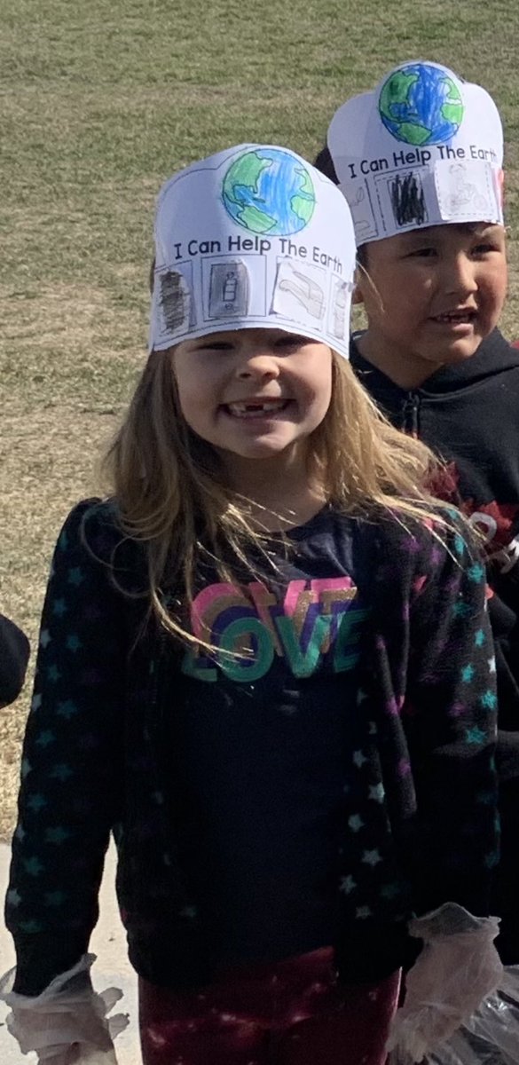 We Can Help The Earth! 🌎💚<a href="/FVSpecialPlace/">Fairview Elementary</a> <a href="/rdpschools/">rdpschools</a> @CityofRedDeer #GreenDeer #Kindergarten
