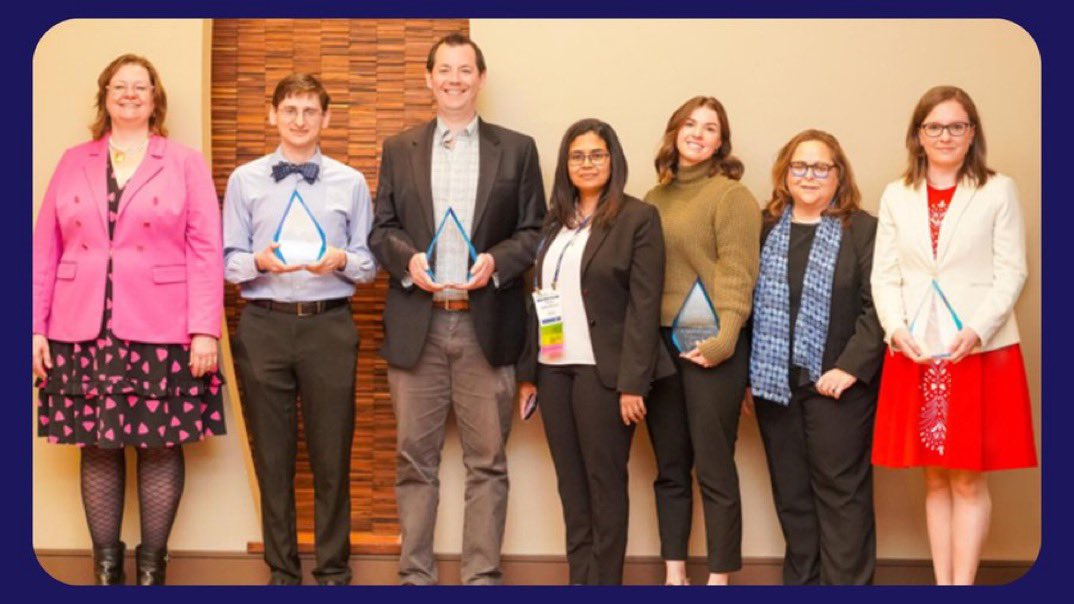 Congratulations to our annual vision award recipients! <a href="/_BrightFocus/">BrightFocus Foundation</a> announced its named vision awards at #ARVO2022 in Denver. The awards propel innovative #maculardegeneration &amp; glaucoma research forward ➡️. Details &amp; event photos at ➡️ bit.ly/383nIIO  #mindsightcure 💪