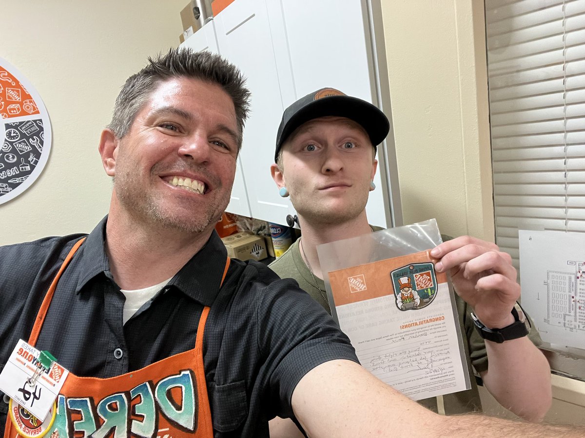 Brandon amazes with his positive outlook and willingness to help out wherever and whenever needed! Thank you Brandon for taking care of our associates and customers all over our store. You are truly a #4420AllStar! We’ll done sir!