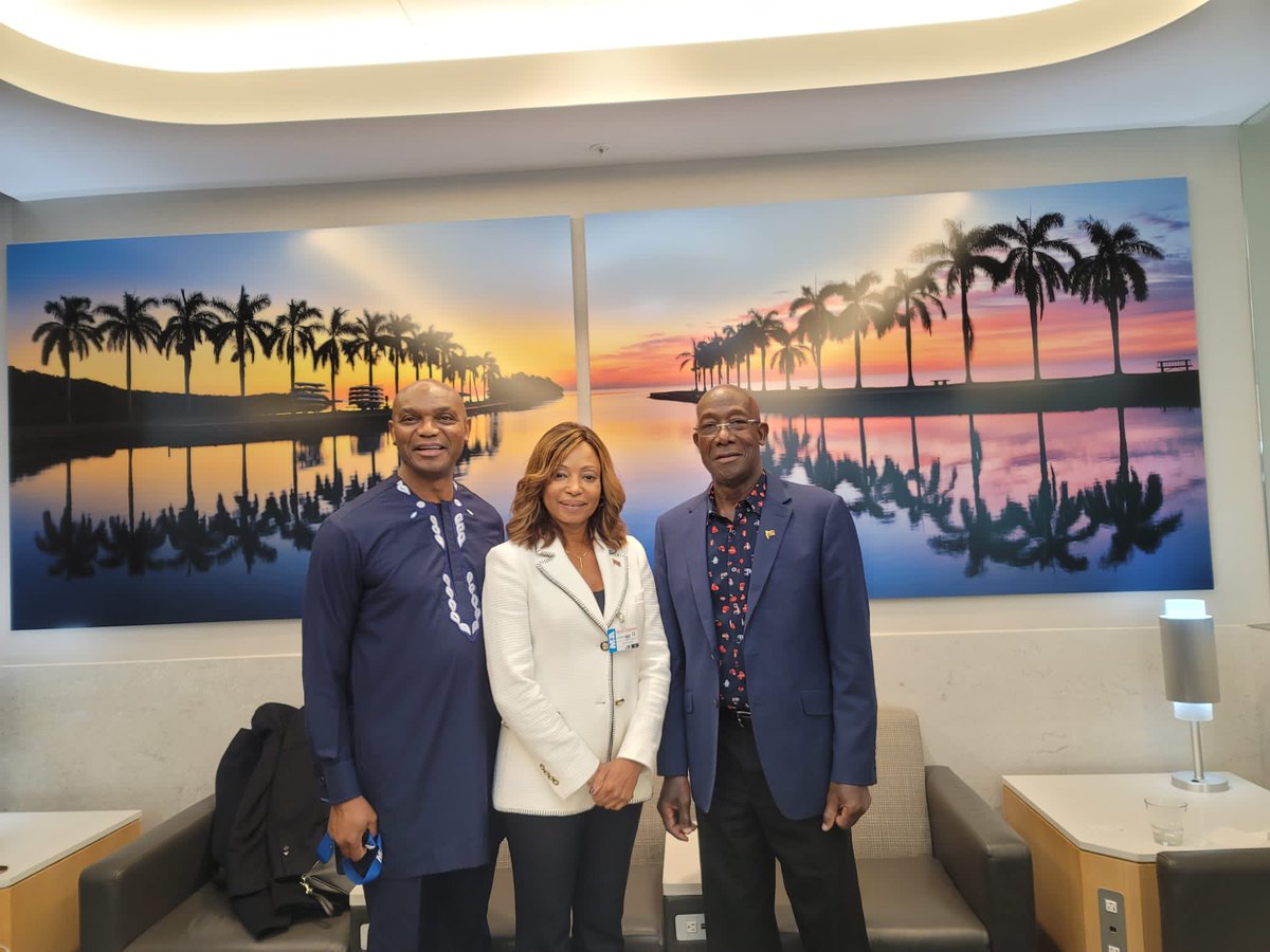 JBrooksCGMiami's tweet photo. In Transit with the PM and COP, Miami. #TTconsulateMiami #OPM #DesmondAlufohai #chiefofprotocol https://t.co/JX5MD0Ne9x