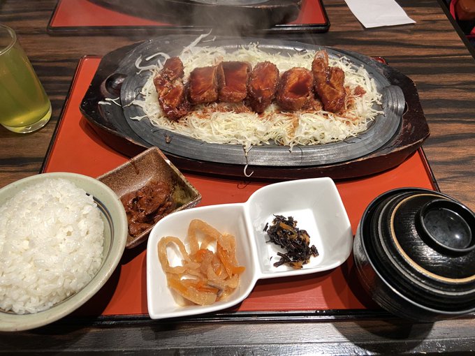 味噌カツのtwitterイラスト検索結果 古い順