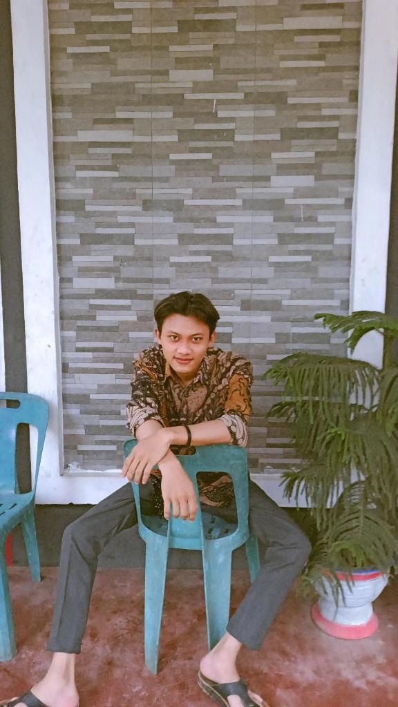 rhiday_24's tweet photo. Tidur dihari raya itu nyenyak senyenyak nyenyak-Nya https://t.co/UT4c9mhISO