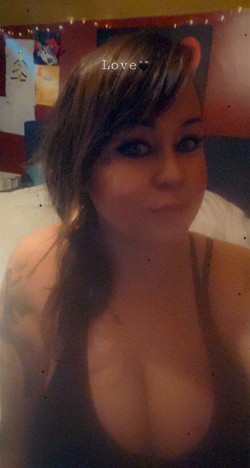 Who wants to play 😍👅 https://t.co/8Z6GnDyM0F<a href="/tag/mvsales"class="tags"><span>#mvsales</span></a>