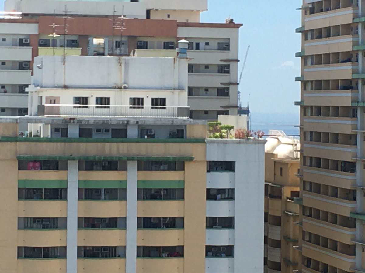 kulotissima's tweet image. When you see it. 💖 

Wala pala akong #LeniKiko2022 na T-shirt kasi naipamigay ko lahat. 😭 Buti may naitabi akong ballers na masusuot ko sa Sabado. Sana may maabutan akong free 👚 shirt na namimigay sa Miting de Avance. 🙏🏼  TARA IPANALO NA NATIN TO!!! #AngPresidenteLeniRobredo