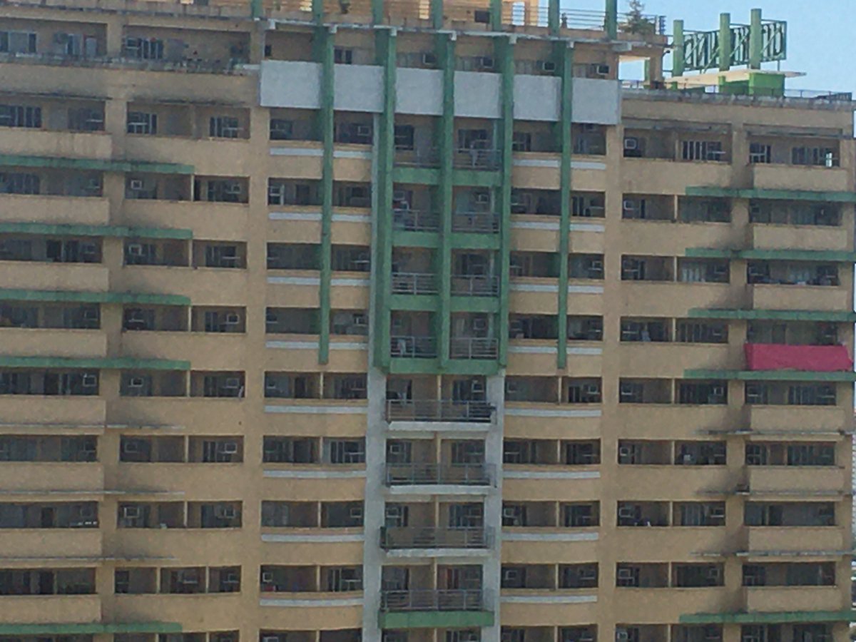 kulotissima's tweet image. When you see it. 💖 

Wala pala akong #LeniKiko2022 na T-shirt kasi naipamigay ko lahat. 😭 Buti may naitabi akong ballers na masusuot ko sa Sabado. Sana may maabutan akong free 👚 shirt na namimigay sa Miting de Avance. 🙏🏼  TARA IPANALO NA NATIN TO!!! #AngPresidenteLeniRobredo