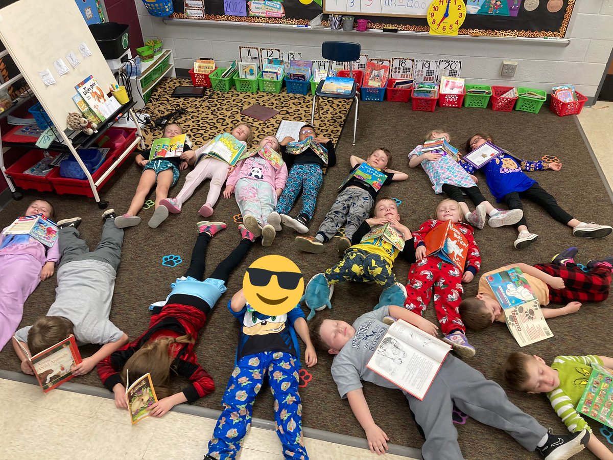 MrsWellmanKDG's tweet photo. Jammies Day wore us out! https://t.co/hR3tTIm1RN