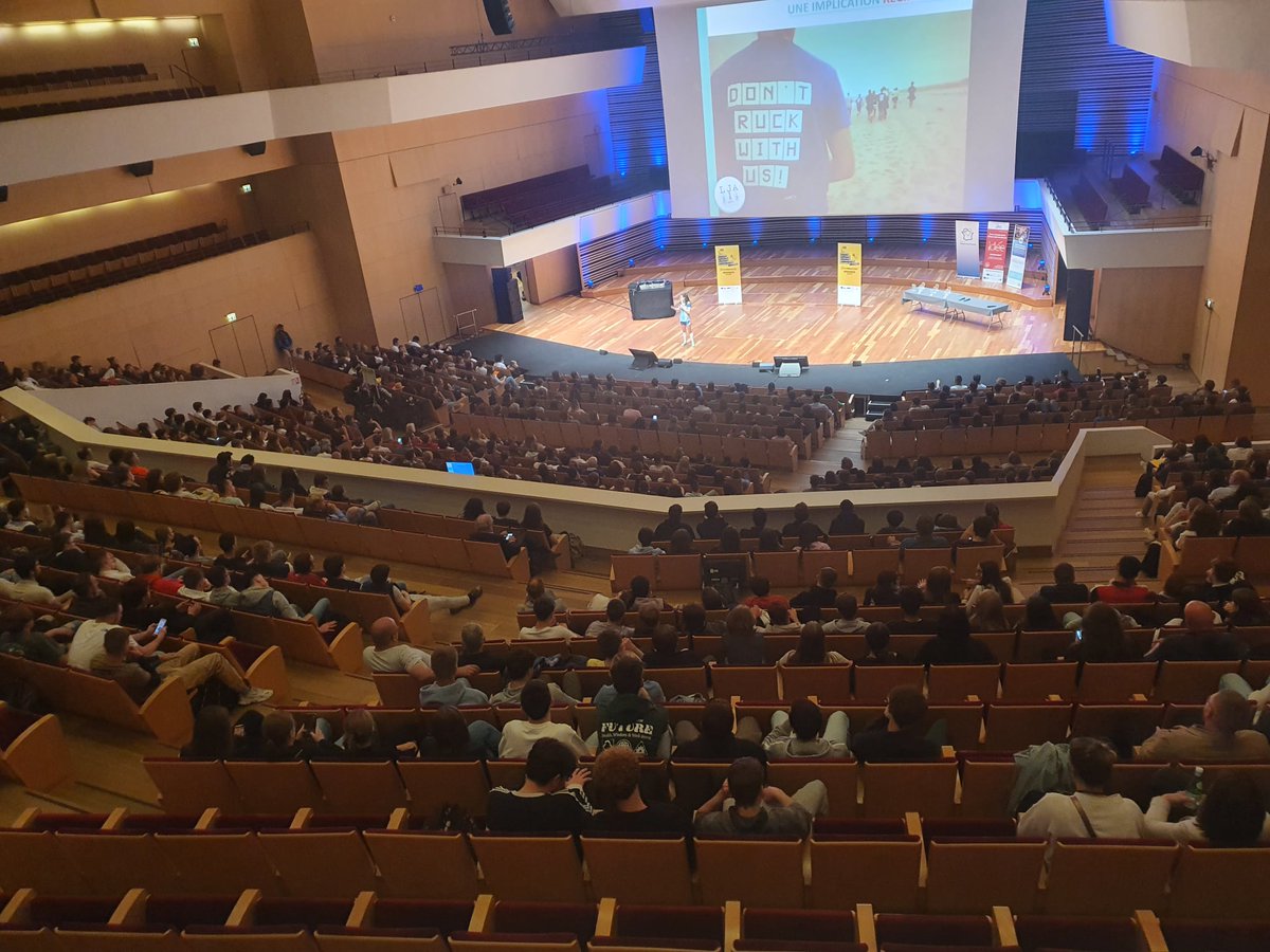 bgehdf's tweet photo. #JeuneEtAudacieux | Rétrospective de la journée du 02 mai à Lille organisée avec le soutien de la Région @hautsdefrance et @idee_ac.

👏Bravo à tous les jeunes ! Félicitations aux 4 lauréats du #ConcoursGrainesDentrepreneur et aux 3 Coups de ❤.

#BGEHautsdeFrance #BGEhdf https://t.co/6PMLQnTP01