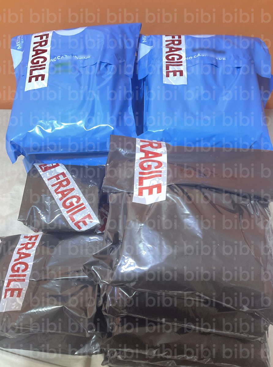heimdoli's tweet photo. #heimdolipasabuy
         ↳#doliupdates

📦05/04 UPDATE

Ina Pasabuy + SG 2022 Photopack + WayV 3rd Anniv MD batch has been picked up by the courier!

Thanks for trusting! I hope they arrive to you safe. 🙇🏻‍♀️ https://t.co/fmSL1vHENn