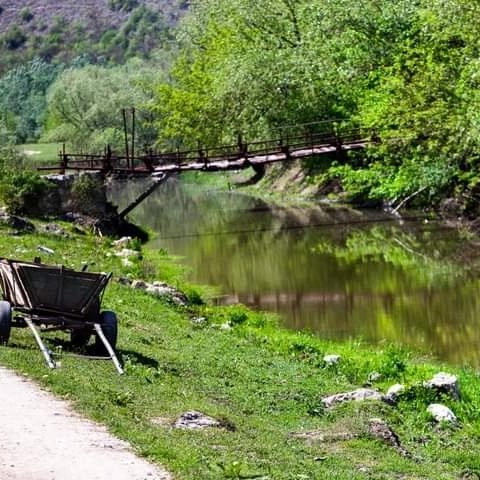 taniusic34's tweet photo. Rezervatia naturală Orheiul Vechi, Orhei Republica Moldova #descopera #Moldova #beourguest https://t.co/2aJZ7Fe11j