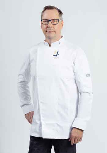 Kokkimaajoukkueen Tapio Laineella on takanaan kymmenien vuosien ura keittiömestarina ja suomalaisen ruoan puolestapuhujana. Lue blogista Laineen urasta ja kokkimaajoukkueen ohjelmasta Gastro Helsingissä!
hubs.la/Q019txj20
#gastrohelsinki #gastrohelsinki2022 #horeca #messut