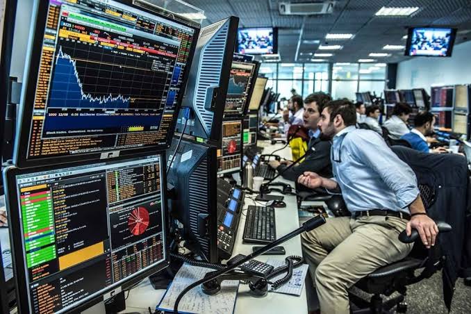 galus_titanium's tweet photo. Is it possible to have our own Wall Street for  Web 3.0 in Dar  🇹🇿??  

Web 3.0  Hub- where talented Crypto traders, Investors,  artists meet etc📈📉

Crypto, WL  grinders,  Flipping NFTs , Creators,  Play2Earn Games, DeFi , TradeFi , Web 3.0 Developers,Blockchain innovators etc https://t.co/LsOmrRRwFn