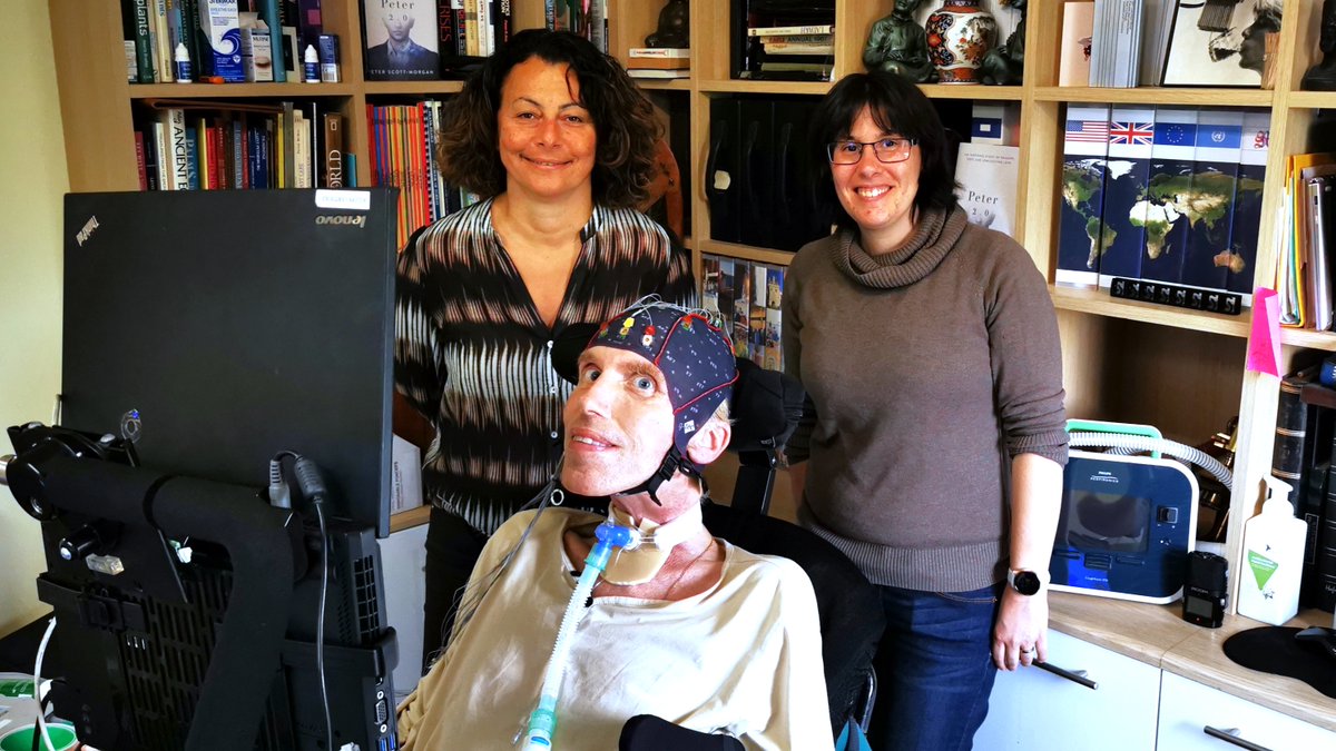 FLOWN IN FROM CALIFORNIA my dear friend Lama Nachman (a top Research Fellow at Intel who worked with Stephen Hawking to get him talking) and my new friend Bruna Girvent (Intel’s expert on Brain-Computer Interfaces). Within minutes I was slowly communicating ONLY BY THINKING!!!