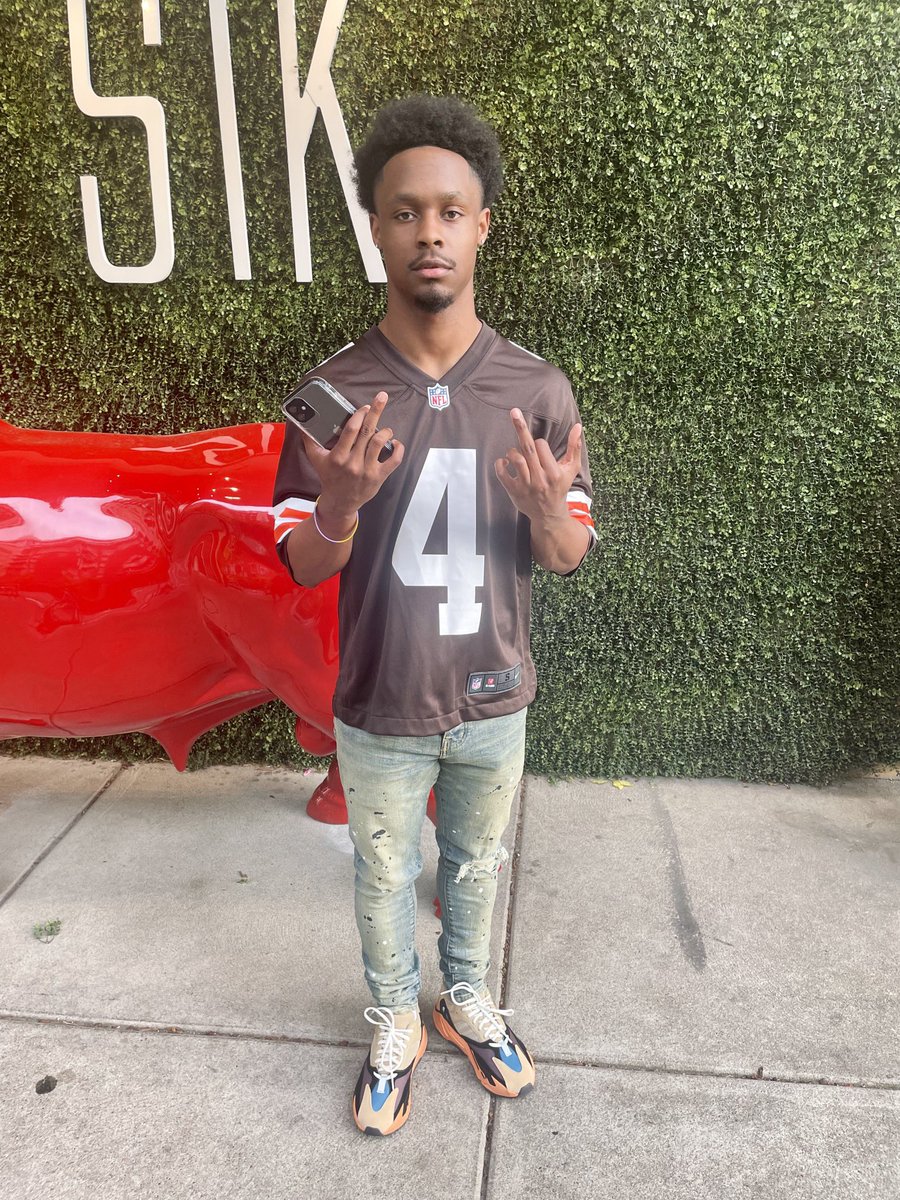 onlyonebeno's tweet image. In My Bag, But I Been Layin’ Back, I’m Turning Up This Summer! ❤️‍🔥⛹🏾‍♂️ #LLDeuce❤️‍🩹 #YBUN #DoubleG