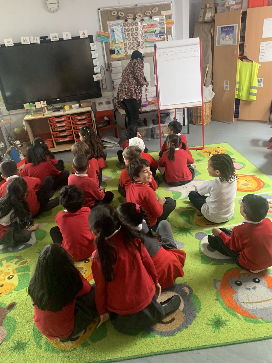 Year 1 are busy learning within the environment for non electricity day! This afternoon they will be writing their pledges on how to help the planet! 🌎🗺 #ecoday #nonelectricity #pledge #kestrelgeog <a href="/kestrelmead/">Kestrel Mead Primary Academy</a> <a href="/MrLorgatKMPA/">Mr Lorgat KMPA</a> <a href="/MissHartKMPA/">Miss Hart</a> <a href="/MrsGouldingKMPA/">Mrs Goulding KMPA</a>