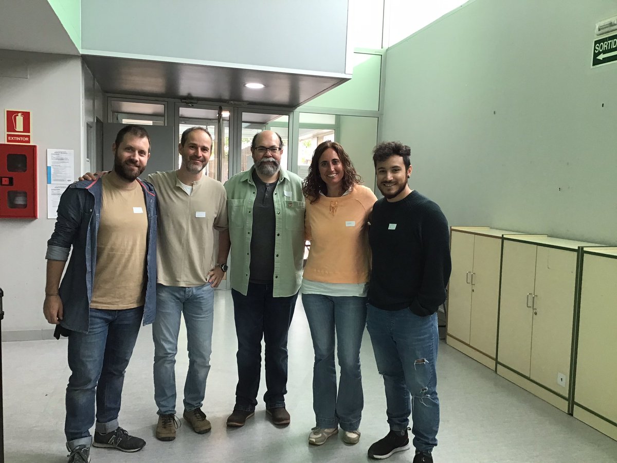 CRPTerrassa's tweet photo. Speed Dating per encisar centres amb els projectes #STEAMcat
@felip_lorenzo @Carmen_O_B @olgamontanya @cesirecat 
@emateopuig @merce_requena @SE_VOC4 @SEVOCIII @SE_Montcada @CRPSabadell https://t.co/tdhIqT9sya