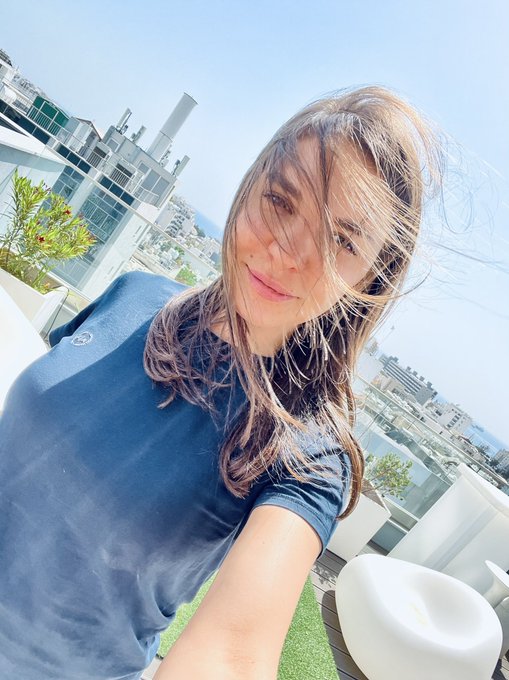 Good morning from sunny island❤️☀️ https://t.co/HYbvdu8g0E<a href="/tag/blacktapeproject"class="tags"><span>#blacktapeproject</span></a>