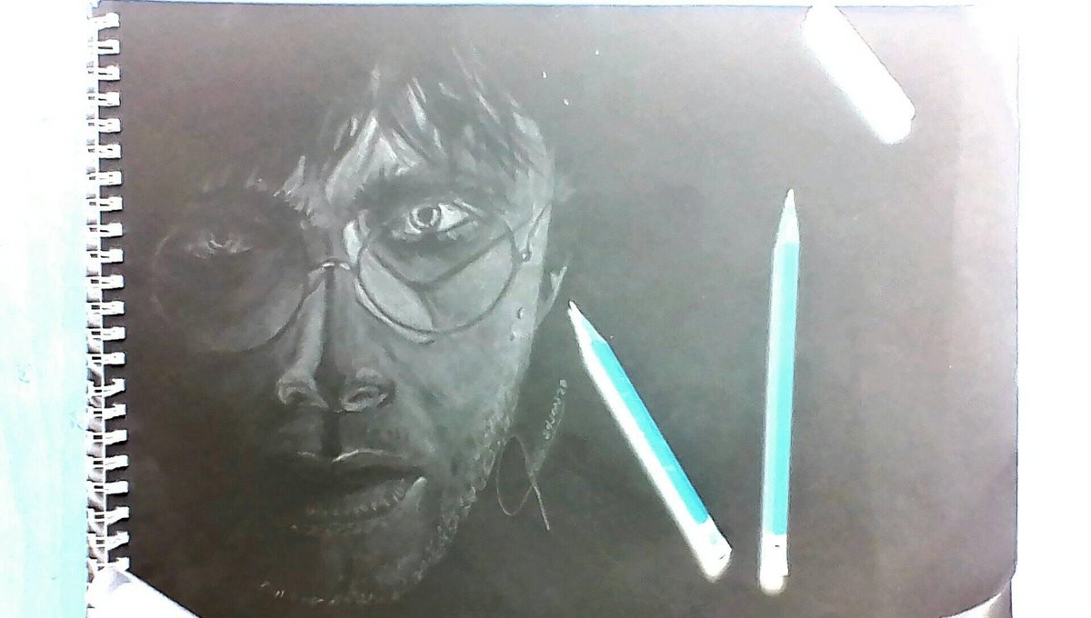 9qu9rius's tweet photo. Harry Potter 💙🪄
My first Inverted Art. (2020)
#HarryPotter #InvertedArt https://t.co/pe4EY8SQ0R