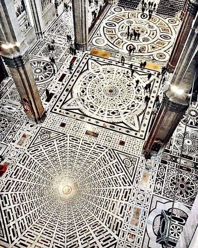 JamesLucasIT's tweet photo. gli intricati mosaici della cattedrale di santa maria del fiore, firenze https://t.co/PLy3Aax959