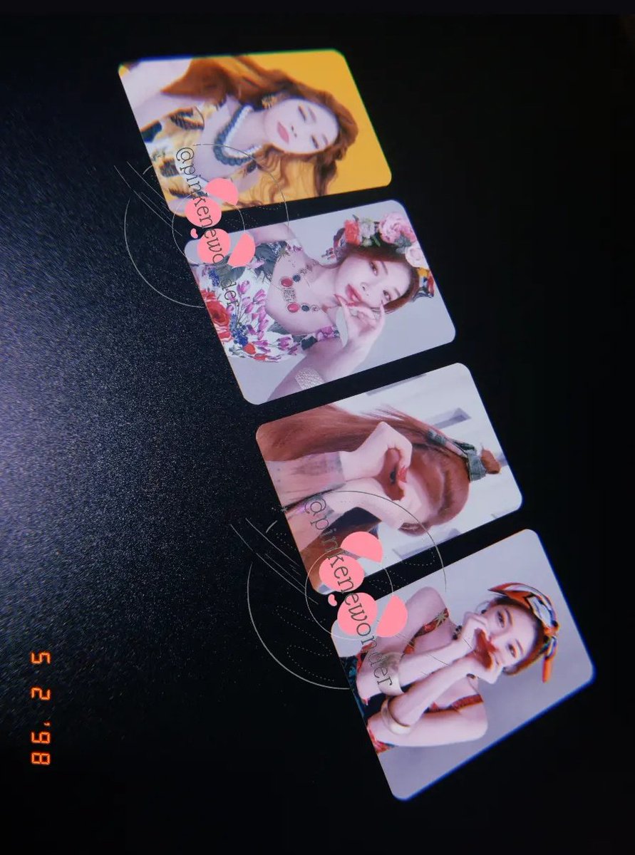 pinkenewonder's tweet photo. hiii @hakpcs 
✧ Chungha Play set came homeee 💖💖 grabe sparks ni Chungha noot noot 🥹 super worth it hahaha it was a very smooth transac ^^

#tyhak https://t.co/RmhJsY4hsJ