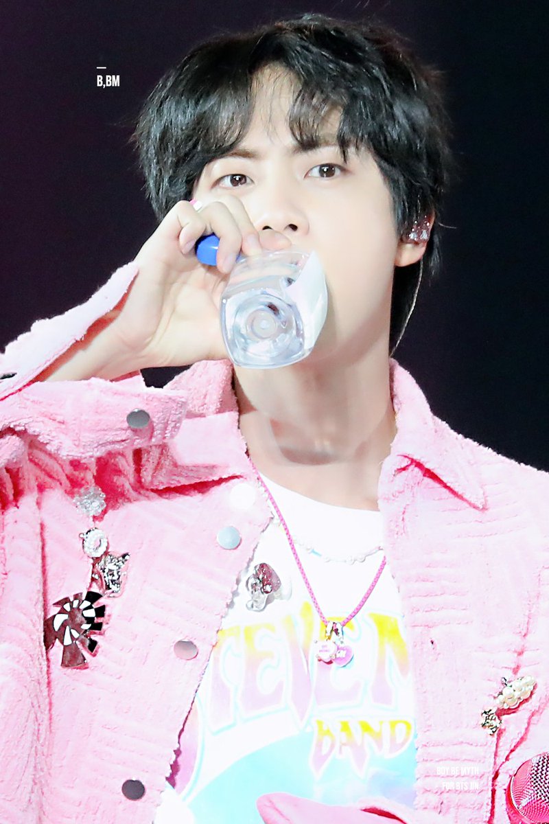 zzzin_jjjin's tweet photo. 석지니가 시급하다 아임떨스띠💓

WE MISS YOU JIN

My choice for Billboard Hot Trending Songs Chart are #Yours_Jin and #SuperTuna_Jin by  #JIN #방탄소년단진 of @BTS_twt https://t.co/CcjycspHj6