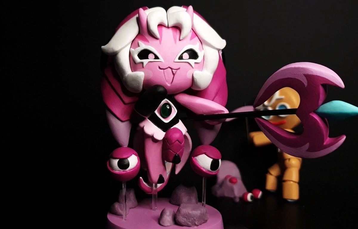 CookieRunOBEN's tweet photo. Check out this clay figurine by @carina_all. 💯
They capture Lychee Dragon Cookie's captivating energy so well! 🧐
Are your mesmerized by this Legendary Cookie? ❤️‍🔥🃏 https://t.co/HNN7NLfYam