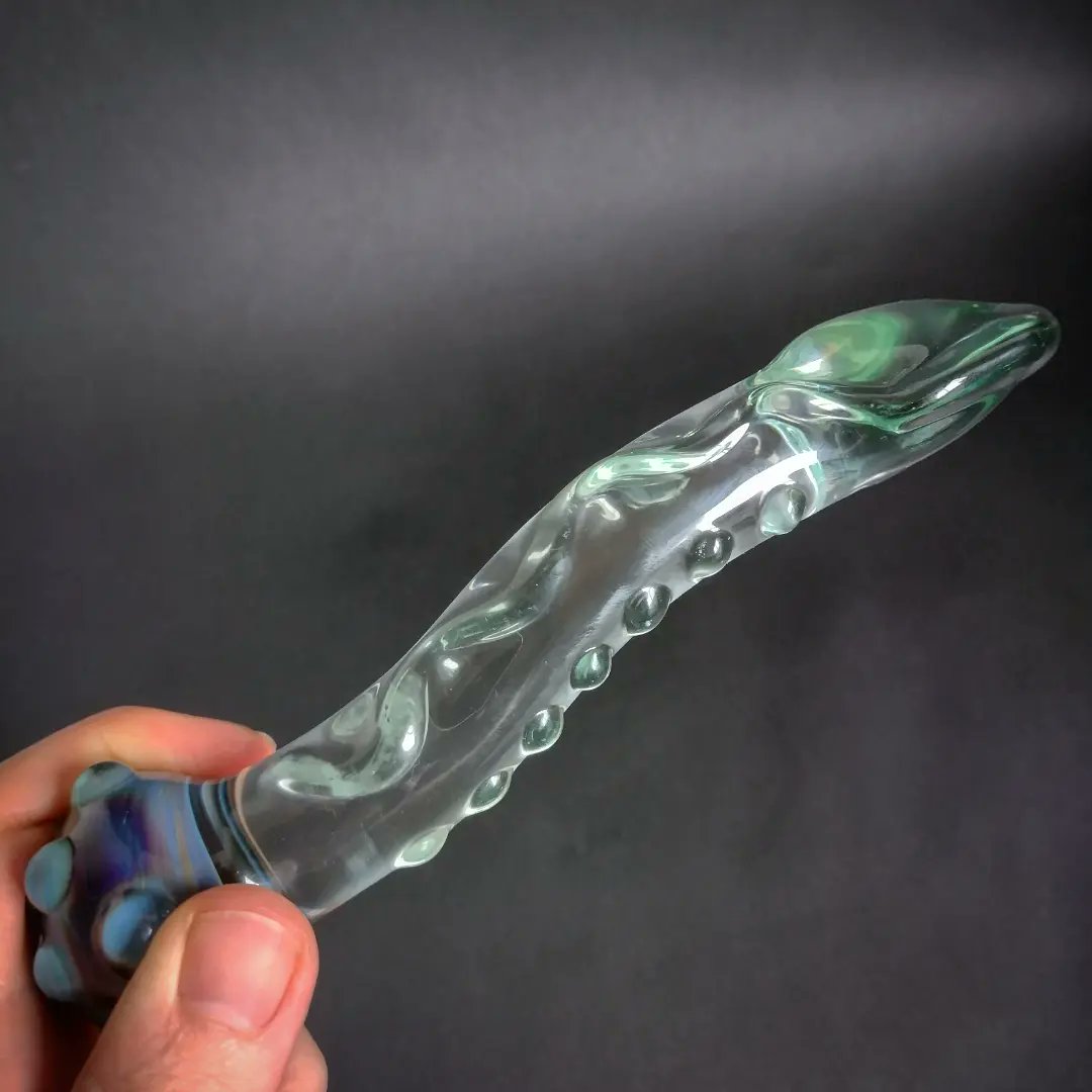 GlassTaboo's tweet photo. I've been experimenting with some different dildo shapes and I'm quite pleased with this tentacle design.
A colourful textured pommel for extra grip and turquoise blue highlights along the head and shaft.
What do you think? Want to try it? 
#dildo #fantasydildo #sextoys #tentacle https://t.co/iwkviD3MTO