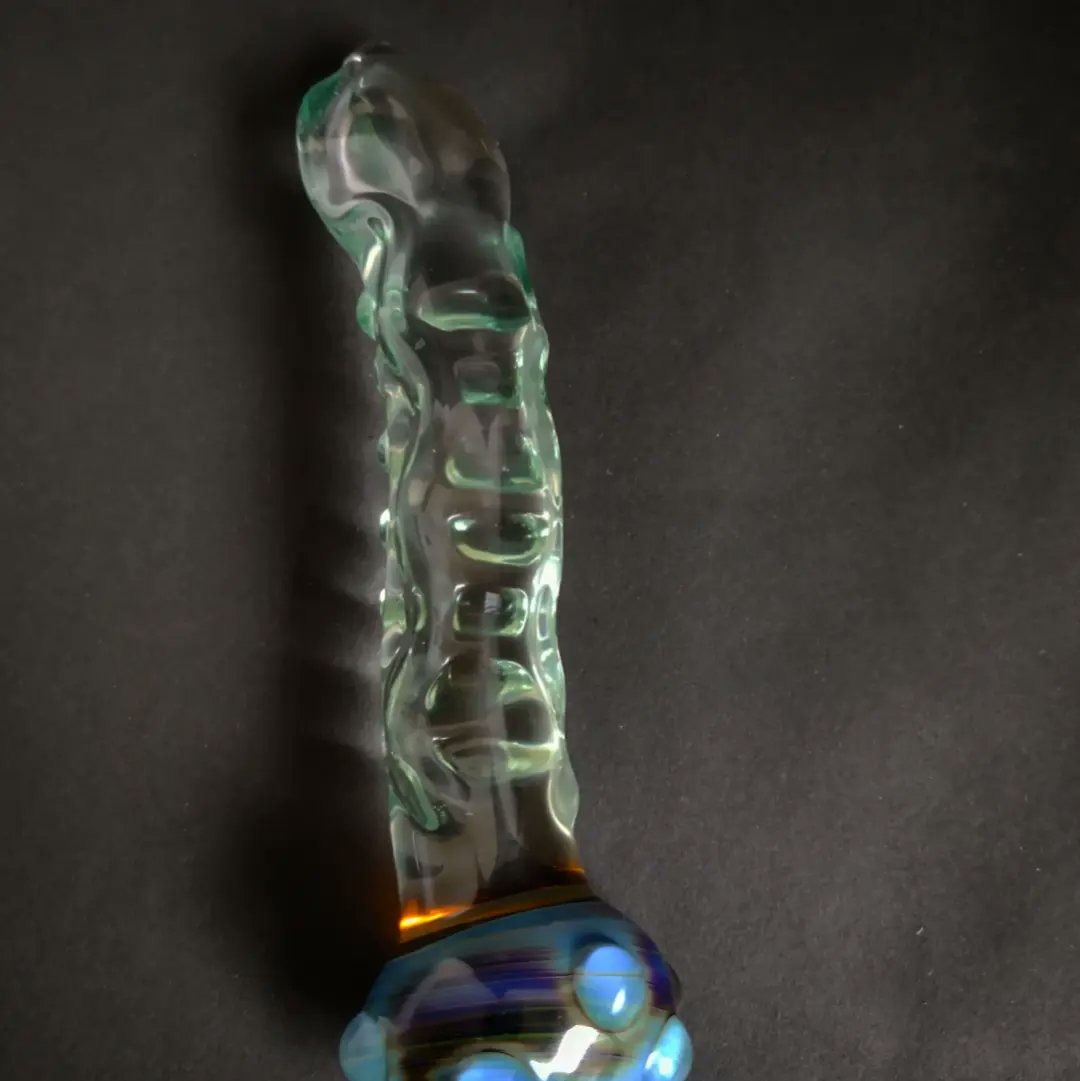 GlassTaboo's tweet photo. I've been experimenting with some different dildo shapes and I'm quite pleased with this tentacle design.
A colourful textured pommel for extra grip and turquoise blue highlights along the head and shaft.
What do you think? Want to try it? 
#dildo #fantasydildo #sextoys #tentacle https://t.co/iwkviD3MTO