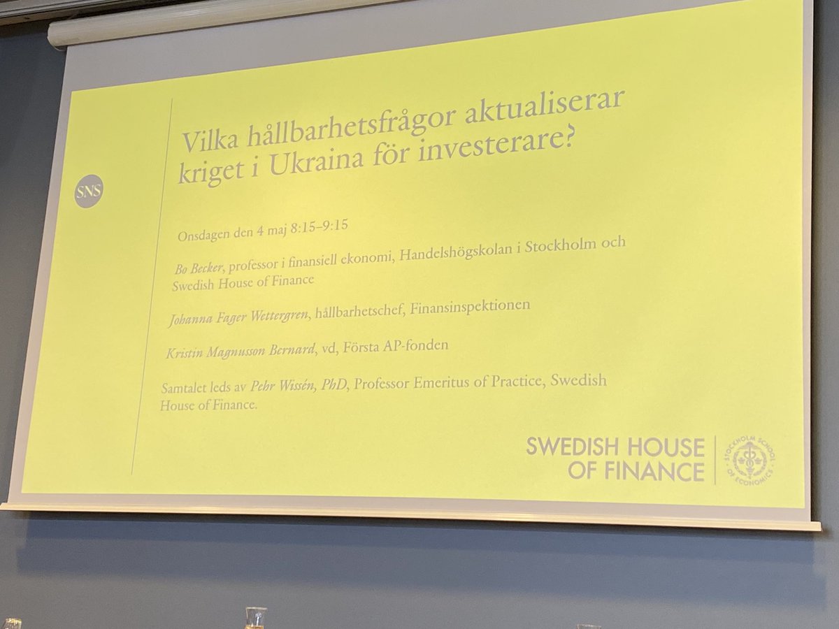 Börjar dagen med kunskapsinhämtning #SNS #investeringar #ESG