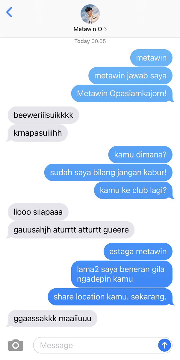 vachixo's tweet photo. ———𝙏𝙪𝙜 𝙤𝙛 𝙒𝙖𝙧 ———

Bright, seorang personal assistant harus menangani Win, anak bos nya yang terkenal sebagai troublemaker. 

-a brightwin au- https://t.co/mXehS8K5Bo