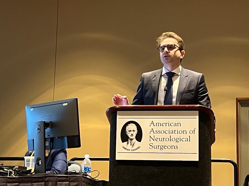 Edgar Petrosyan, MD (@epetrosyanmd) on Twitter photo Wonderful experience presenting at #AANS2022! Proud to be a part of the team in Lesniak lab at <a href="/NUFeinbergMed/">Northwestern Feinberg School of Medicine</a>. Much grateful to my mentor @MaciejLesniakMD for all the support and guidance! Wonderful experience presenting at #AANS2022! Proud to be a part of the team in Lesniak lab at <a href="/NUFeinbergMed/">Northwestern Feinberg School of Medicine</a>. Much grateful to my mentor @MaciejLesniakMD for all the support and guidance!