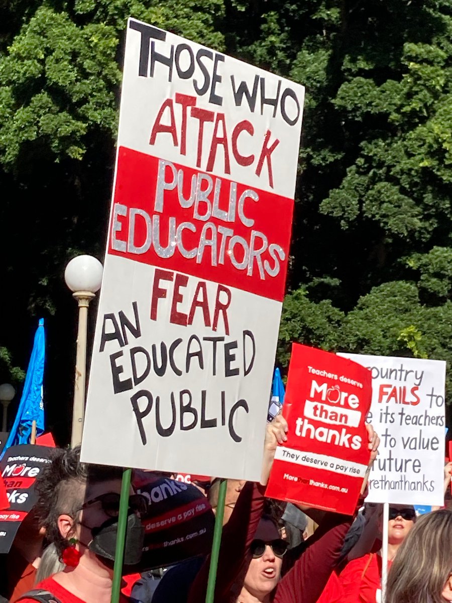 TeachersFed's tweet photo. Today members from across the state sent some strong and powerful messages to the government. Thank you for making May 4 too loud to ignore. #MoreThanThanks https://t.co/VOvYQZb60W