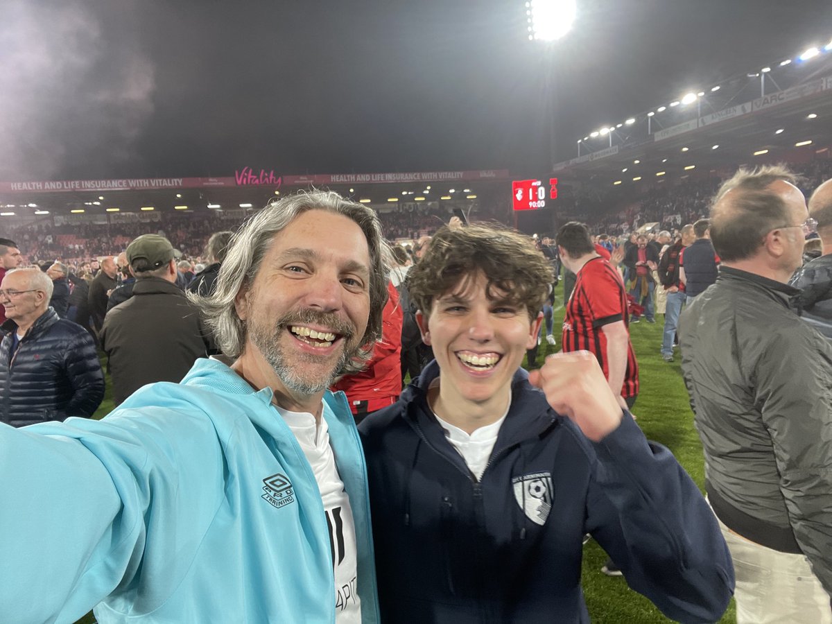 JuronsDad's tweet image. What a night that was with ⁦@Juron24⁩ !! Promotion and ⁦@DRBrooks15⁩ cancer free. #afcb