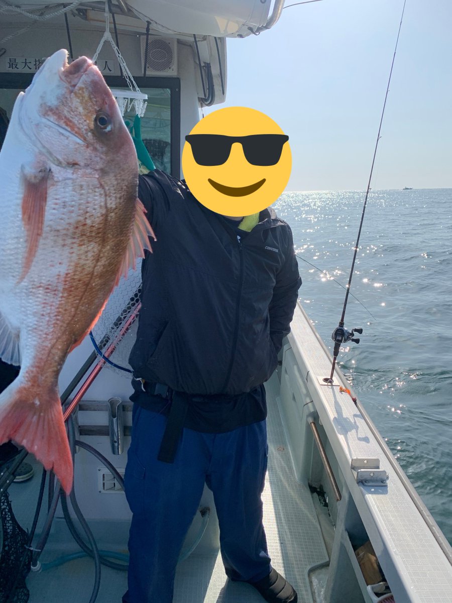 MASA_ITSUKI's tweet photo. 鯖、ソイ、黒メバル、ホウボウ、カサゴときて…4キロ真鯛！！！
俺が、俺こそが…竿頭だ… https://t.co/HeS1s5l284