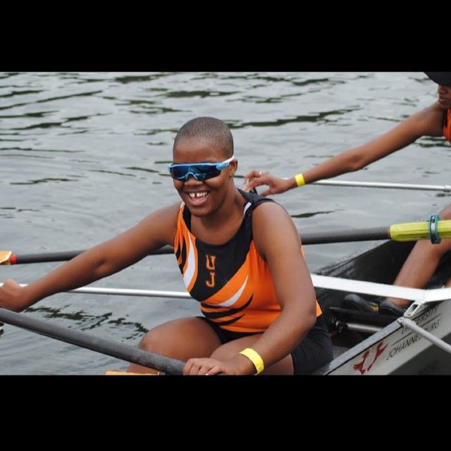 UJ_Sport's tweet photo. #UJAllTheWay #ujrowing
Compulsory school sport helped UJ womenโs rowing captainโs breakthrough
READ > https://t.co/aHSPuxt182
Masangu, who comes from Diepkloof in Soweto, joined the UJ Rowing Club in 2020 as a first-year student. She captained the team just nine months later. https://t.co/1kvgnfFVOW