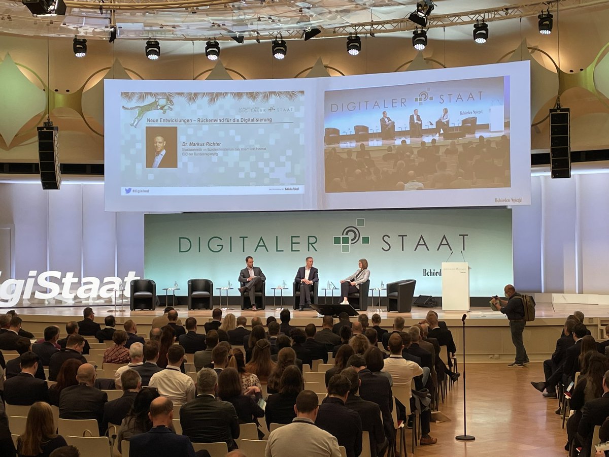 thorbenehlers's tweet photo. @cio_bund sagt, dass #Digitalisierung keine Frage der IT ist, sondern ein Hinterfragen der Prozesse erfordert. Dieses ist die Chance, die wahren Möglichkeiten des #OZG zu entfalten! #digistaat #egovernment https://t.co/W3KuoMgH9u