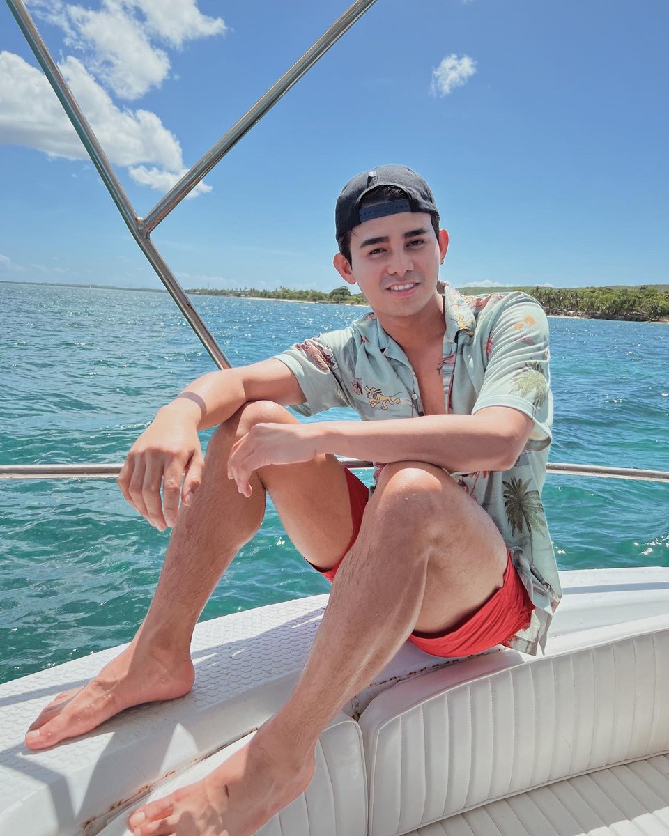 ❤️ tara swimming